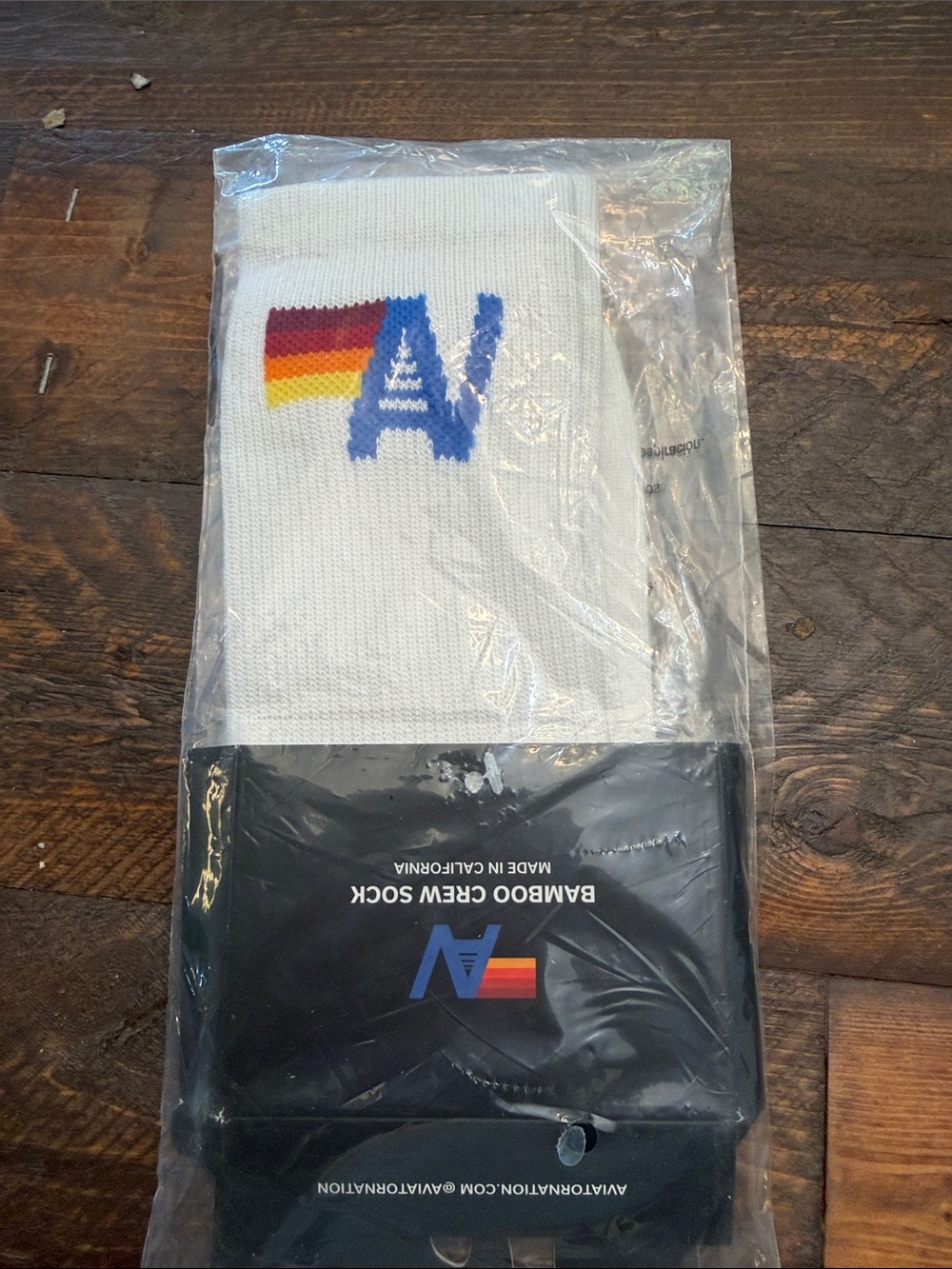 Aviator Nation White Bamboo Crew Socks NIP Brand New Size L/XL Retro Logo